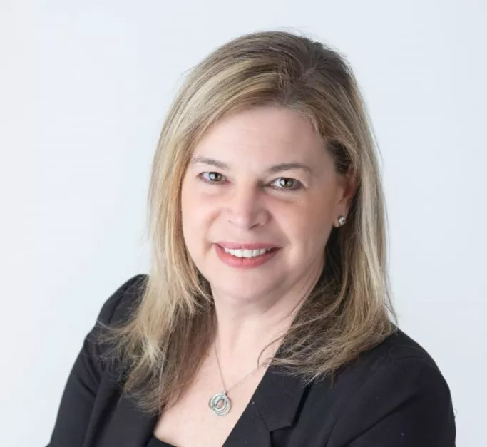 Debbie T.