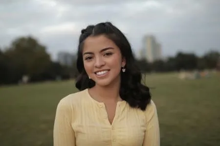 Alexis R.